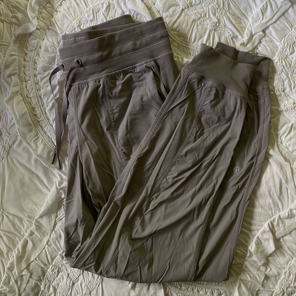 Lulu Lemon Light Gray Drawstring Jogger